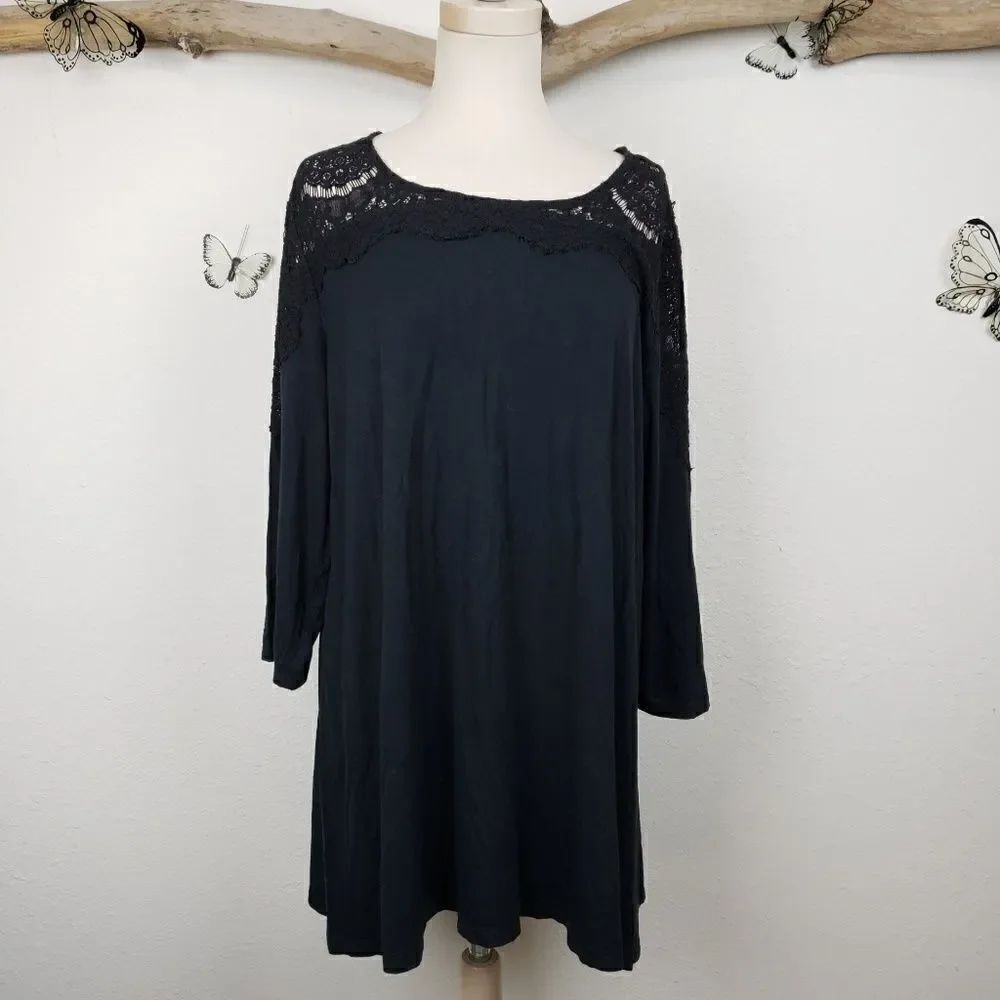 Soma long sleeve tunic crochet shoulders